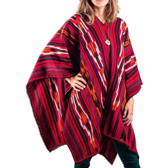 Peruvian Traditional Wool Blend Poncho